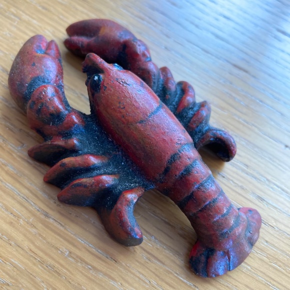 Maine lobster cast iron bottle opener or paperweight - Picture 2 of 4